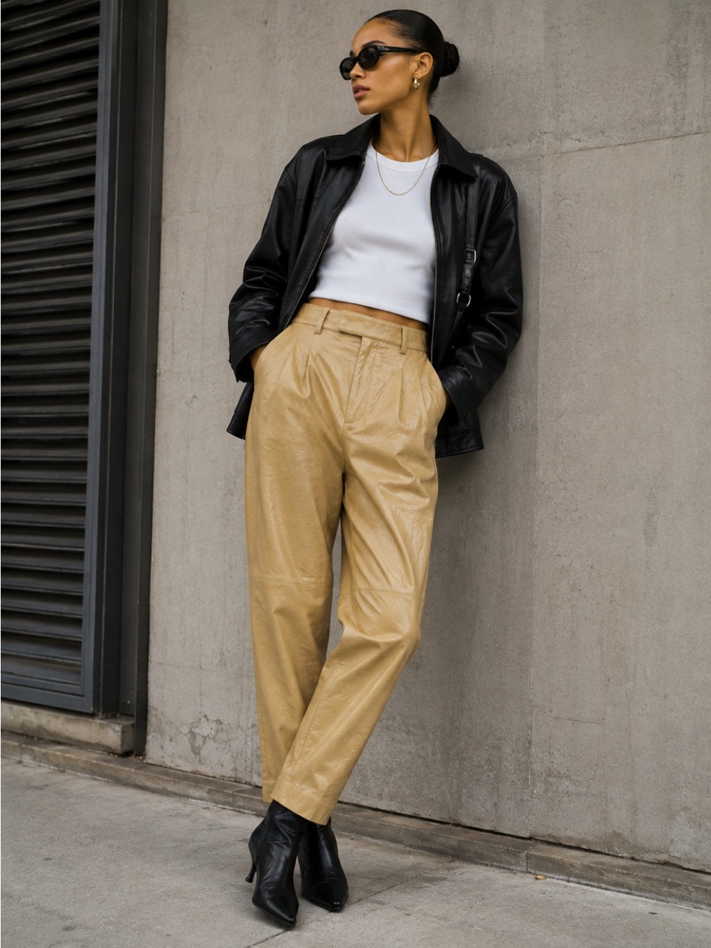 RAILS Vegan Leather Jo Pants Size 4 Cafe tapered Leg Pleated High Waist Tan NWT